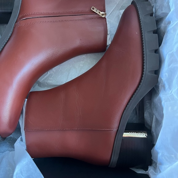 Woman Coach Ankle Leather Boots - Picture 4 of 10